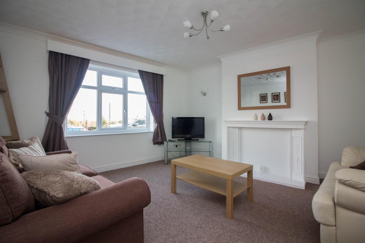 Lovely Sea Front House In Cleethorpes - Sleeps 6 מראה חיצוני תמונה